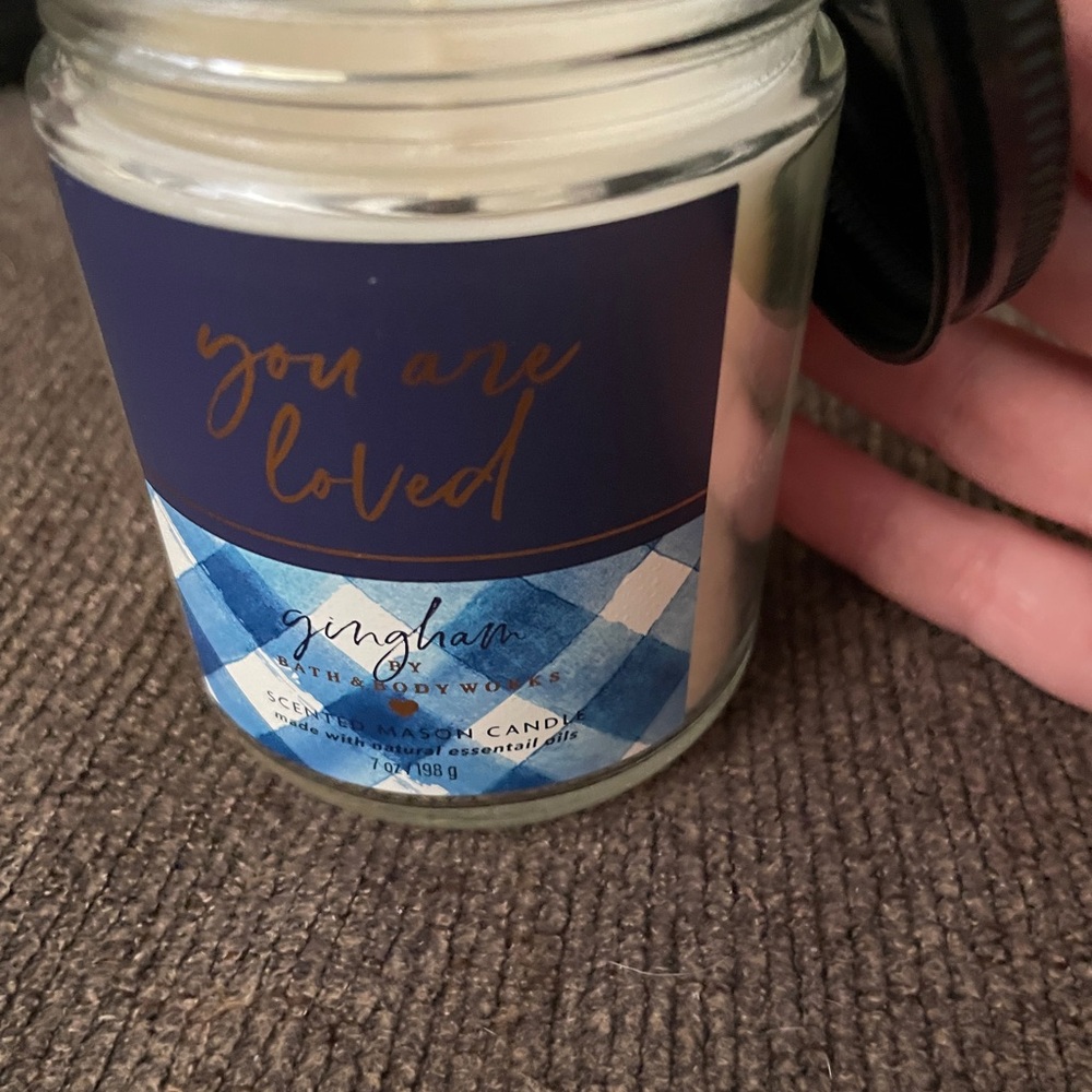 Bath and body works single wick candle - Picture 4 of 4